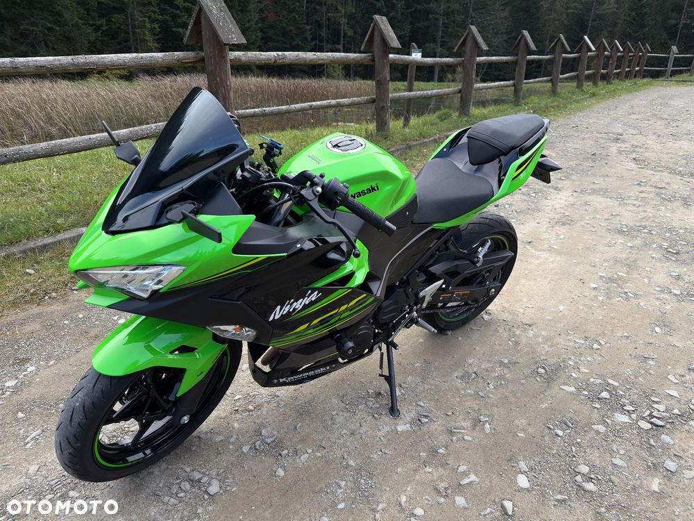 Kawasaki Ninja 400 - 8