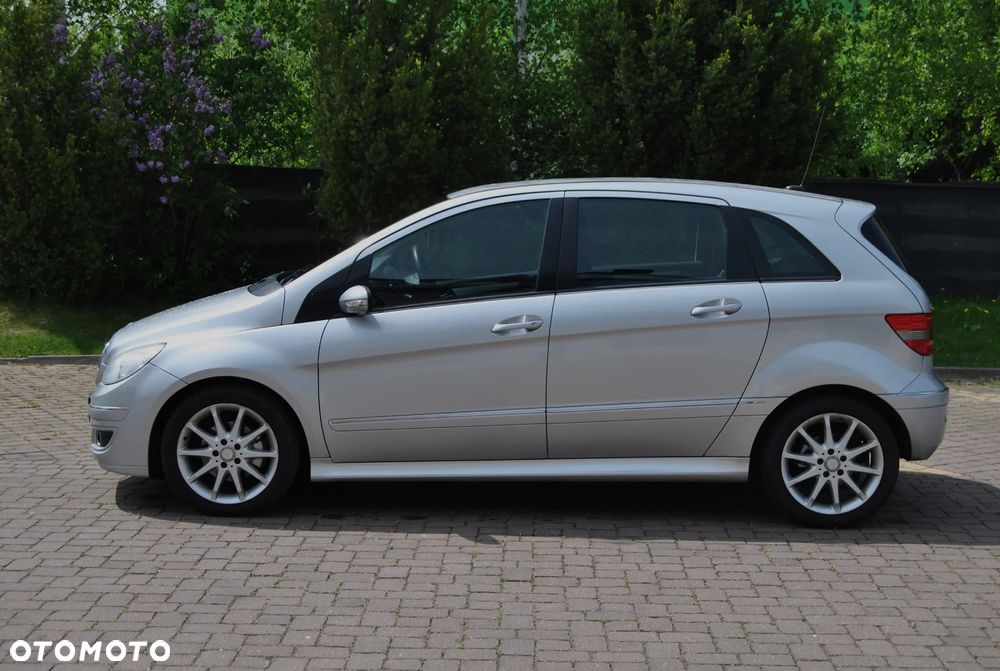 Mercedes-Benz Klasa B 200 CDI EU5 - 16