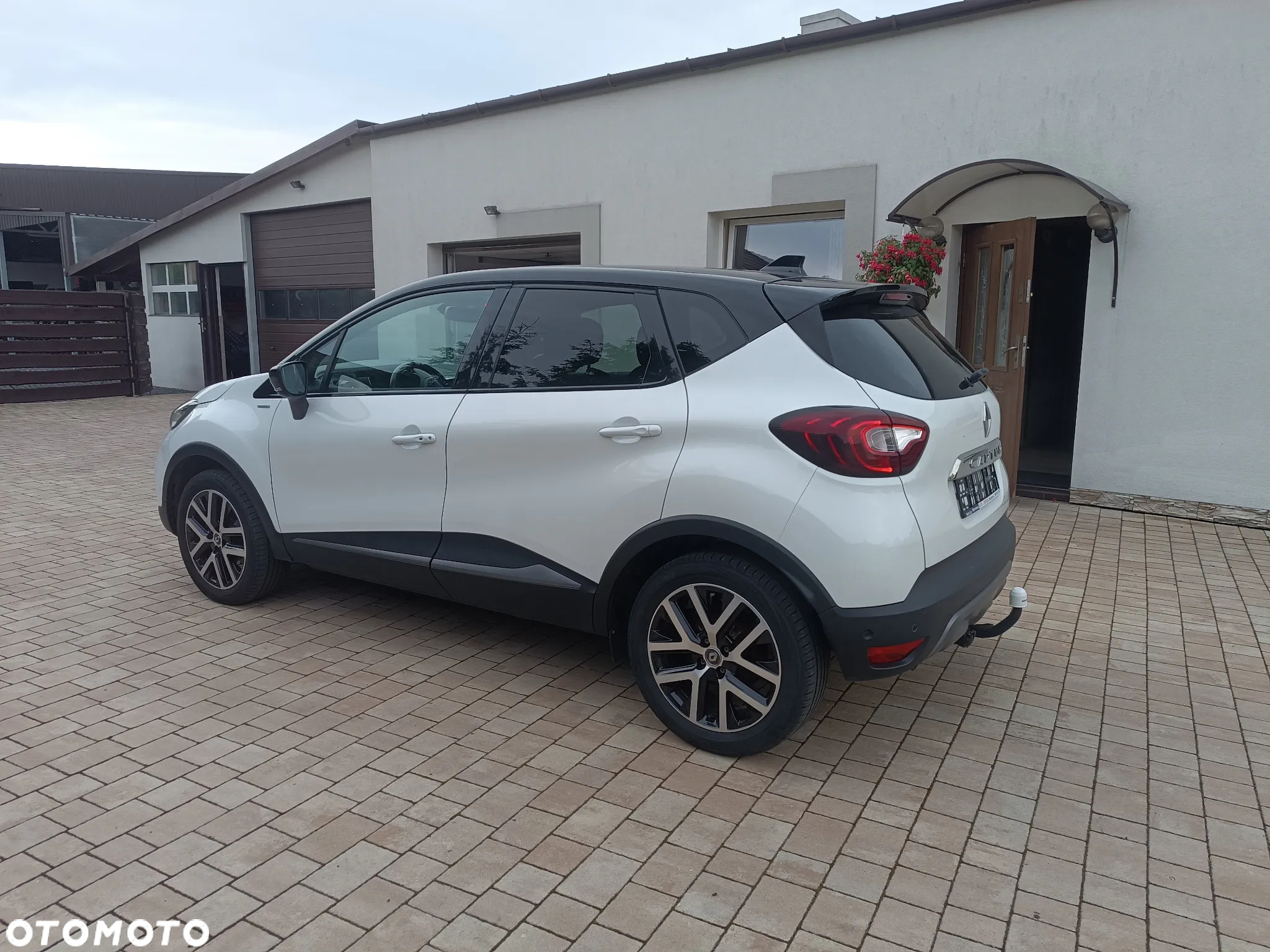 Renault Captur 1.3 Energy TCe S-Edition EDC - 10