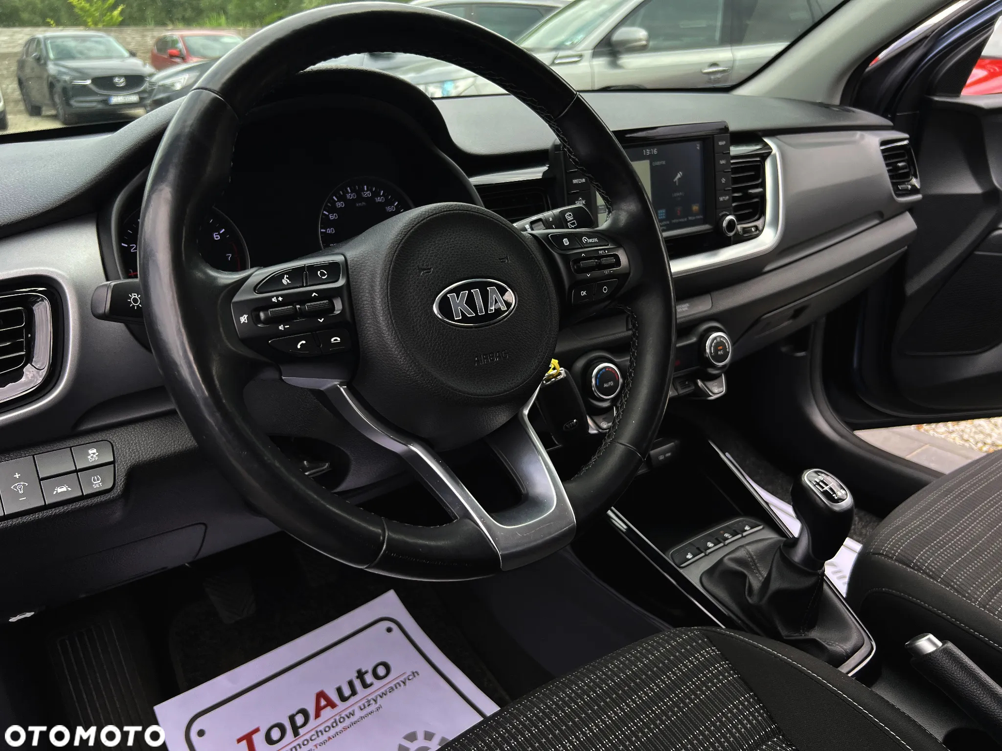 Kia Stonic - 21