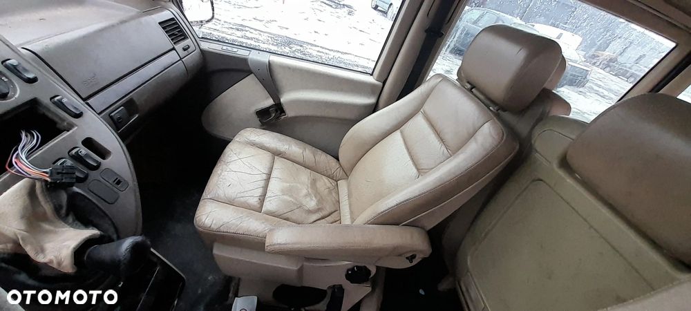 MERCEDES VITO V-KLASA W638 WNĘTRZE KOMPLET SKÓRA FOTELE BOCZKI nr.53/11 - 3