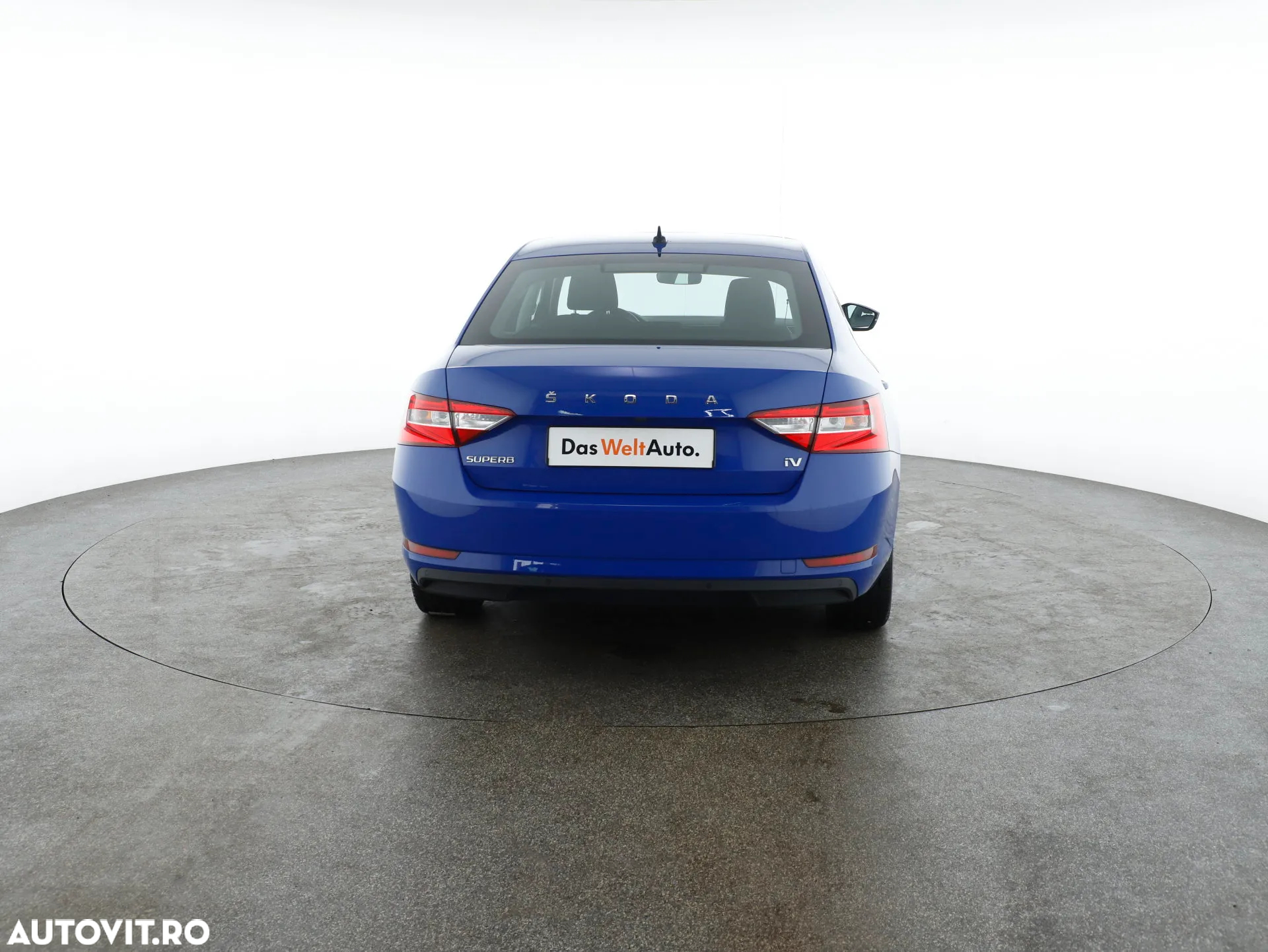 Skoda Superb 1.4 TSI iV DSG Ambition - 8
