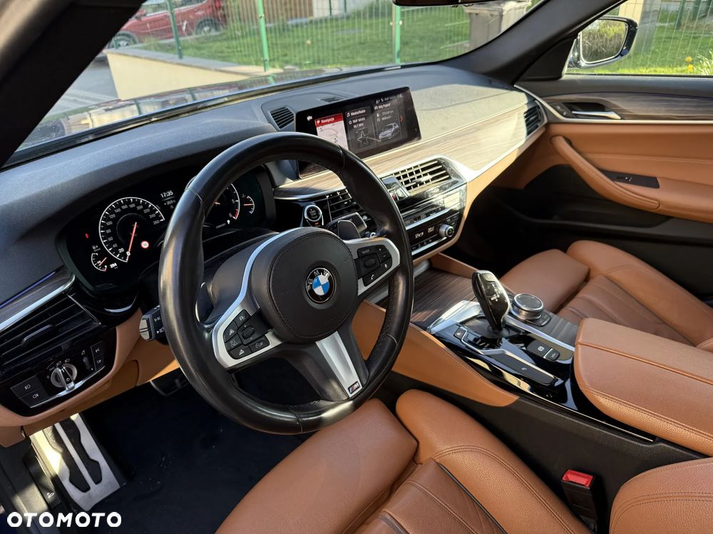 BMW Seria 5 520d xDrive M Sport sport - 14