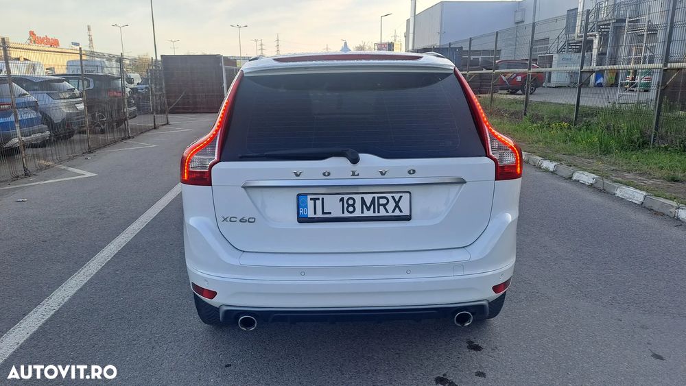 Volvo XC 60 - 6