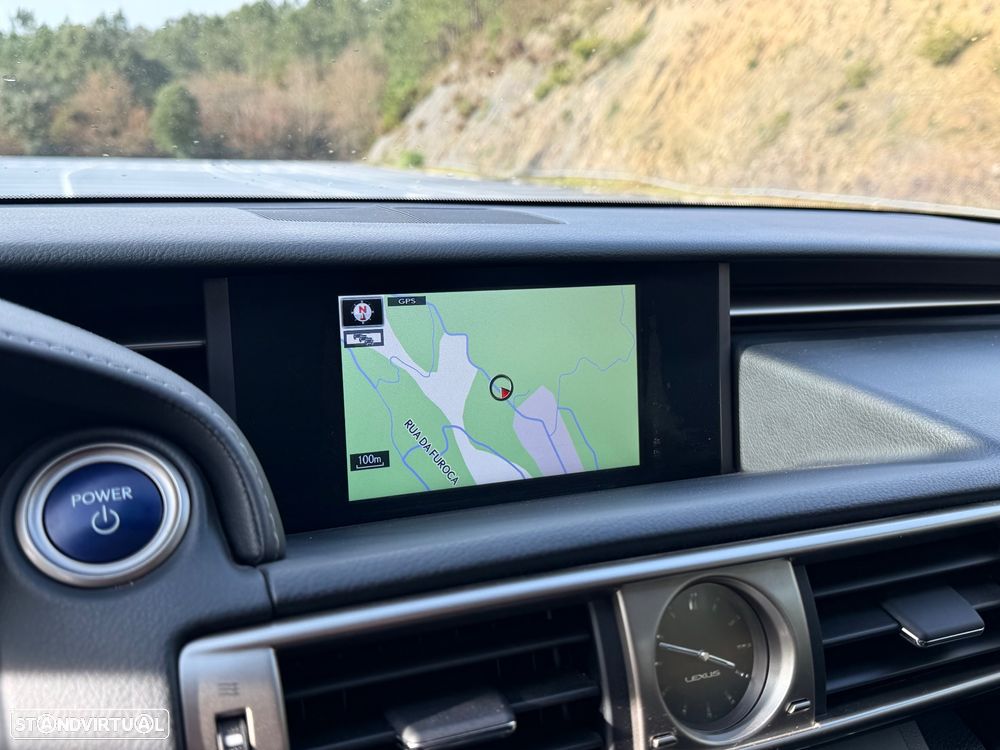 Lexus IS 300H Pack Executive+ - 49