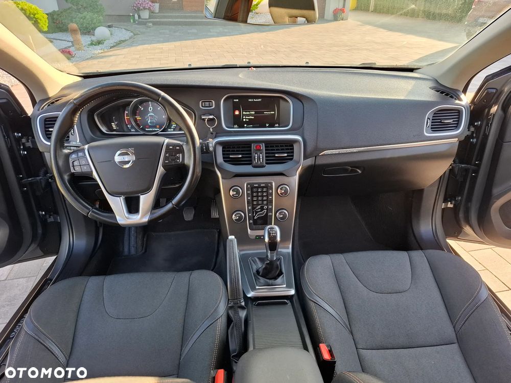 Volvo V40 Cross Country D2 - 14