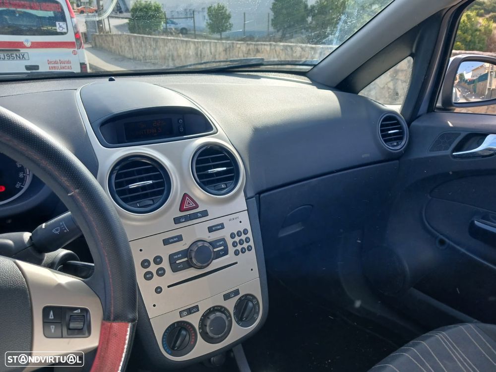 Opel Corsa 1.2 Enjoy - 7