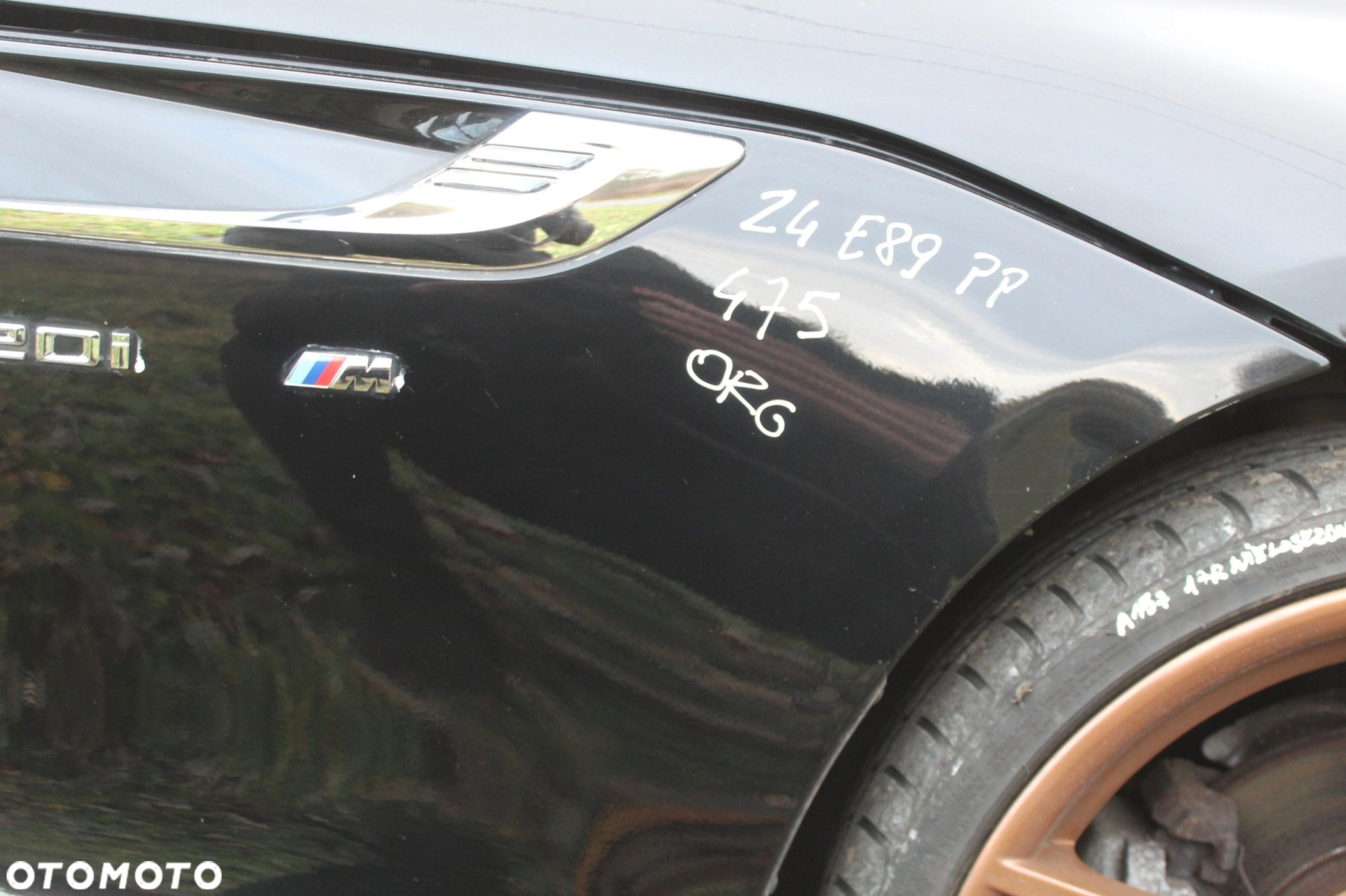 BŁOTNIK PRAWY ORG 475 BLACK SAPPHIRE BMW Z4 E89 - 2