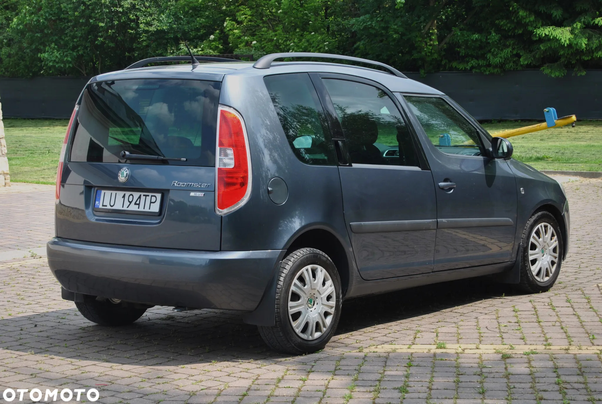 Skoda Roomster 1.6 16V Tiptronic Comfort - 3