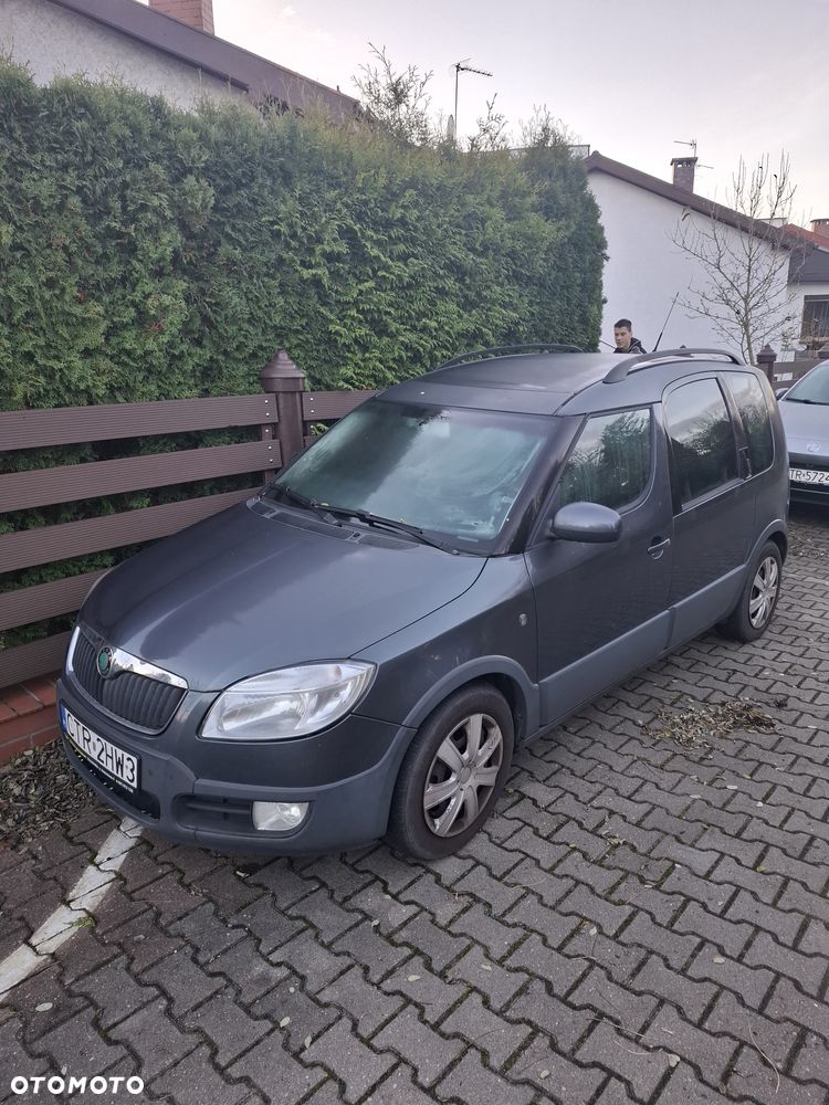 Skoda Roomster 1.6 16V Comfort - 1