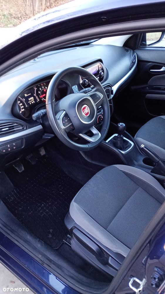 Fiat Tipo 1.4 16V Easy - 2