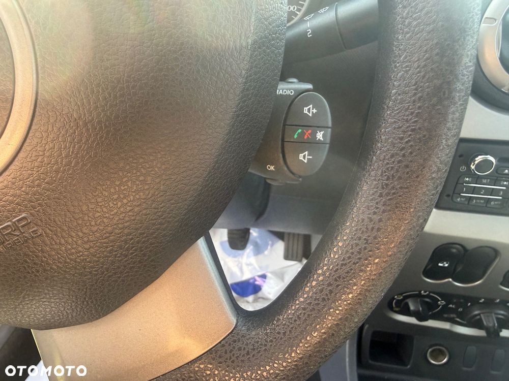 Dacia Duster 1.6 Ambiance - 21