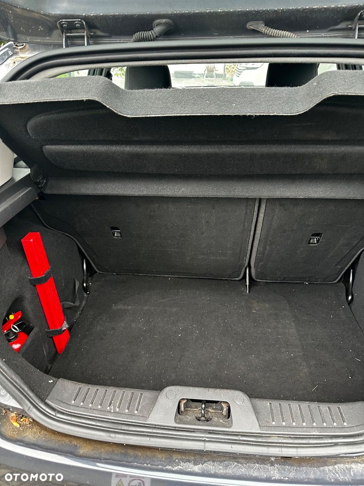 Ford Fiesta 1.25 Ambiente - 8
