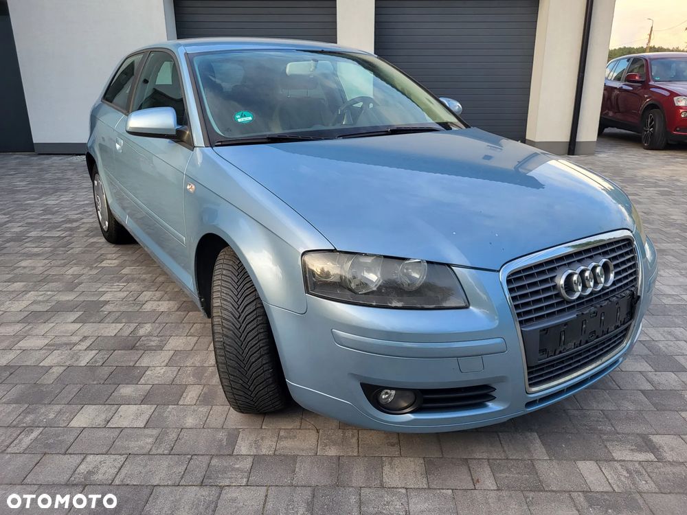 Audi A3 3-drzwiowe 1.6 Ambiente - 4