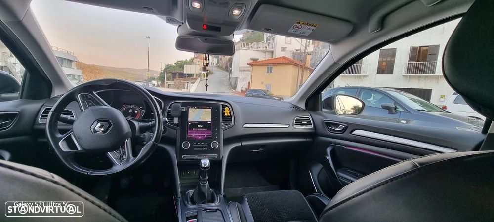 Renault Mégane ENERGY dCi 110 INTENS - 12