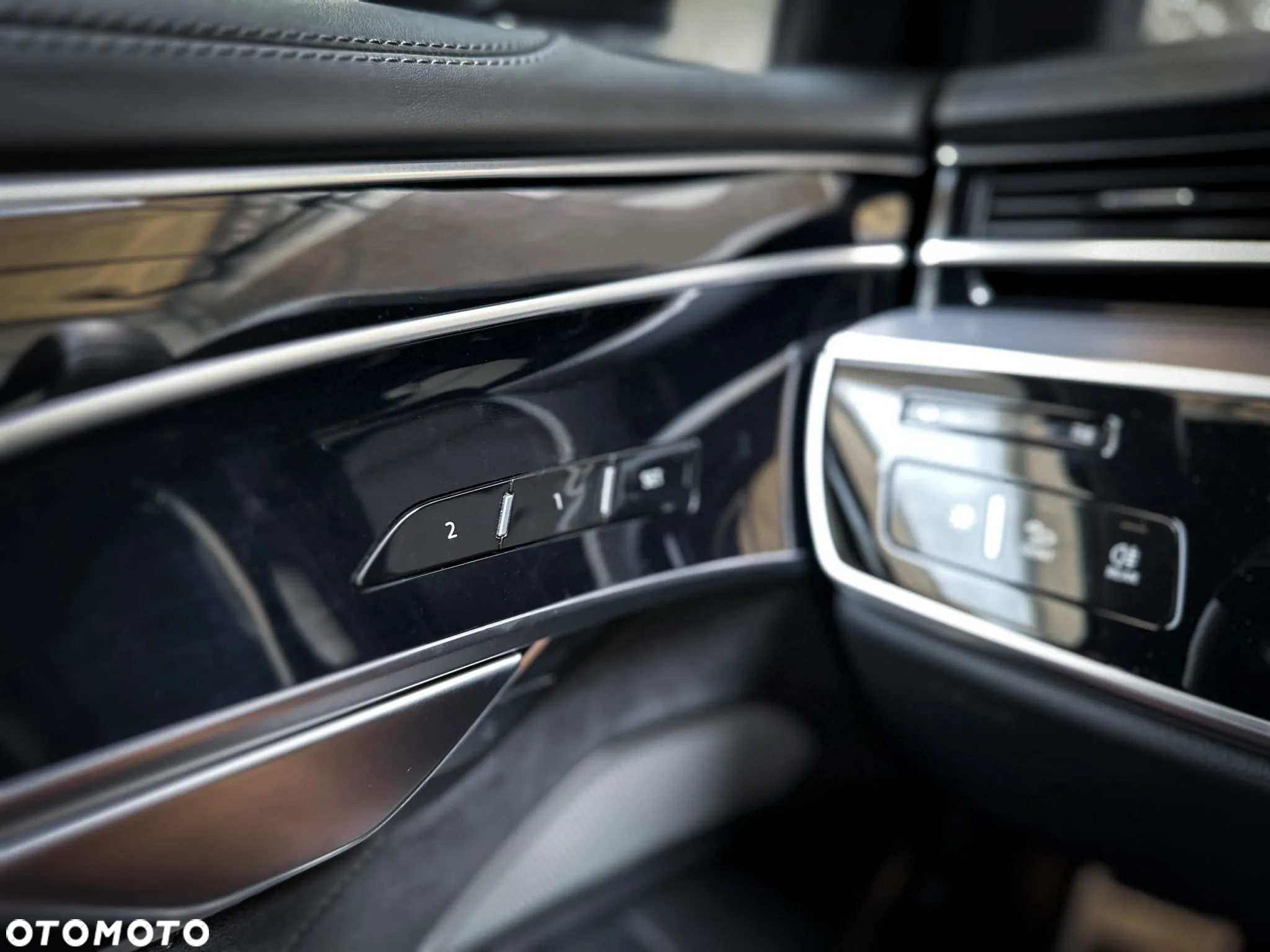 Audi S8 TFSI quattro tiptronic - 19