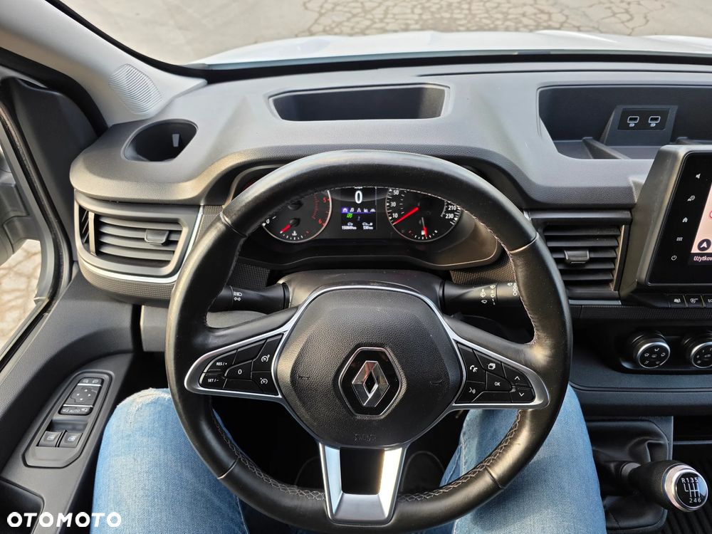 Renault Trafic - 30