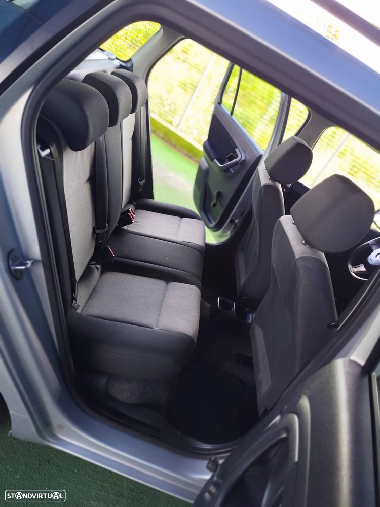 Skoda Fabia Break 1.2 TDi Active Plus - 36