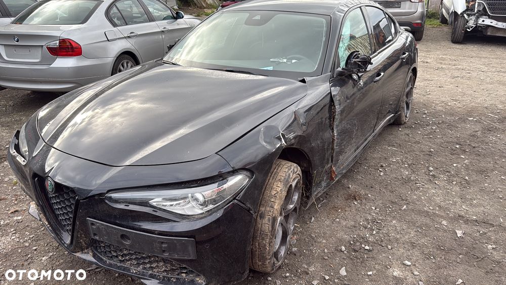 Alfa Romeo Giulia 2.0 Turbo - 2