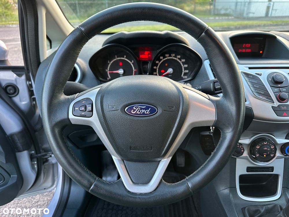 Ford Fiesta 1.25 Viva - 26