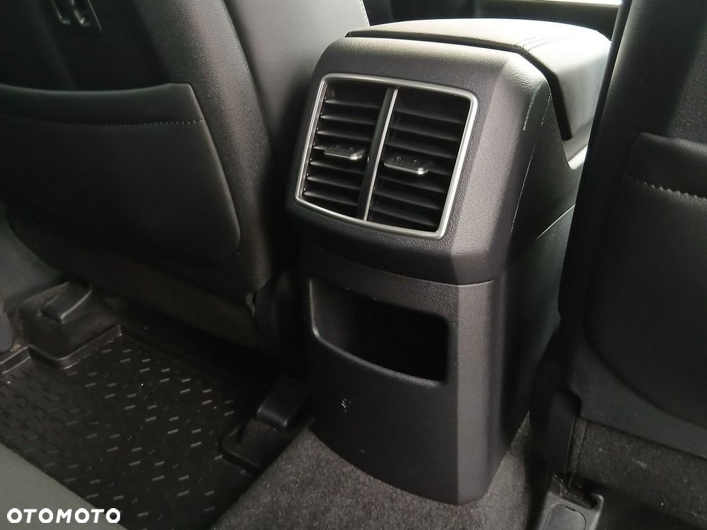 Kia Sportage 1.6 T-GDI Business Line 2WD DCT - 20