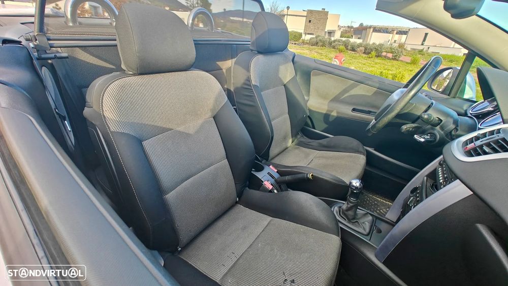 Peugeot 207 CC 1.6 HDi FAP Sport - 11