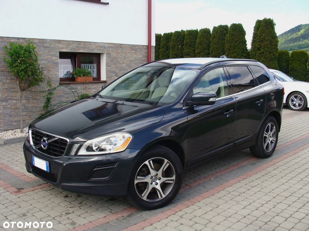 Volvo XC 60 D3 AWD Momentum - 1