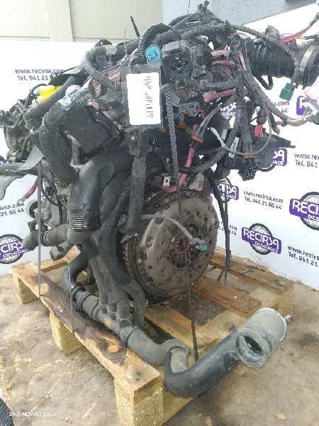 MOTOR COMPLETO RENAULT MEGANE III FASTBACK 2010 -F9Q870 - 1