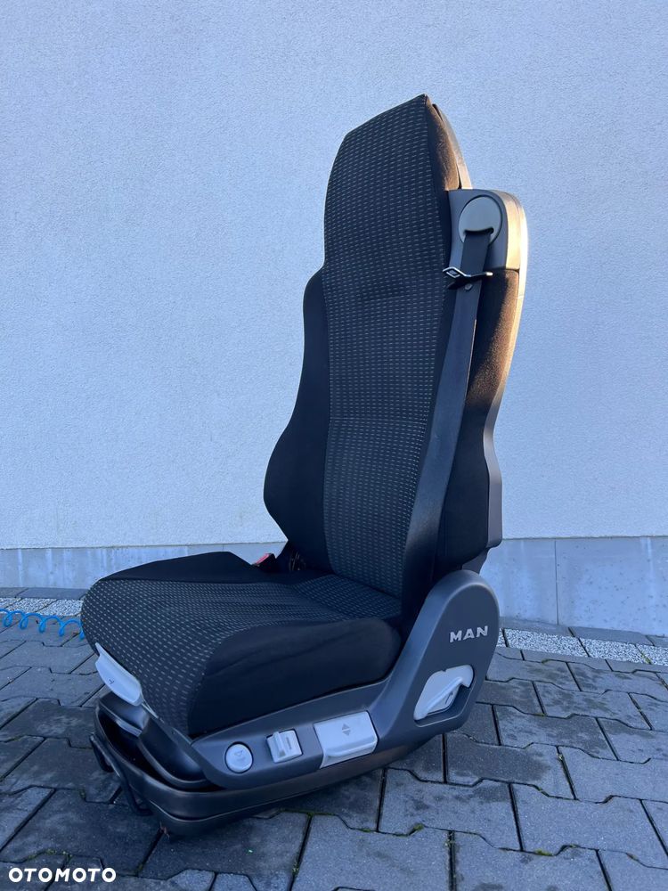 Regeneracja Fotel Pneumatyczny Man/Mercedes - 8