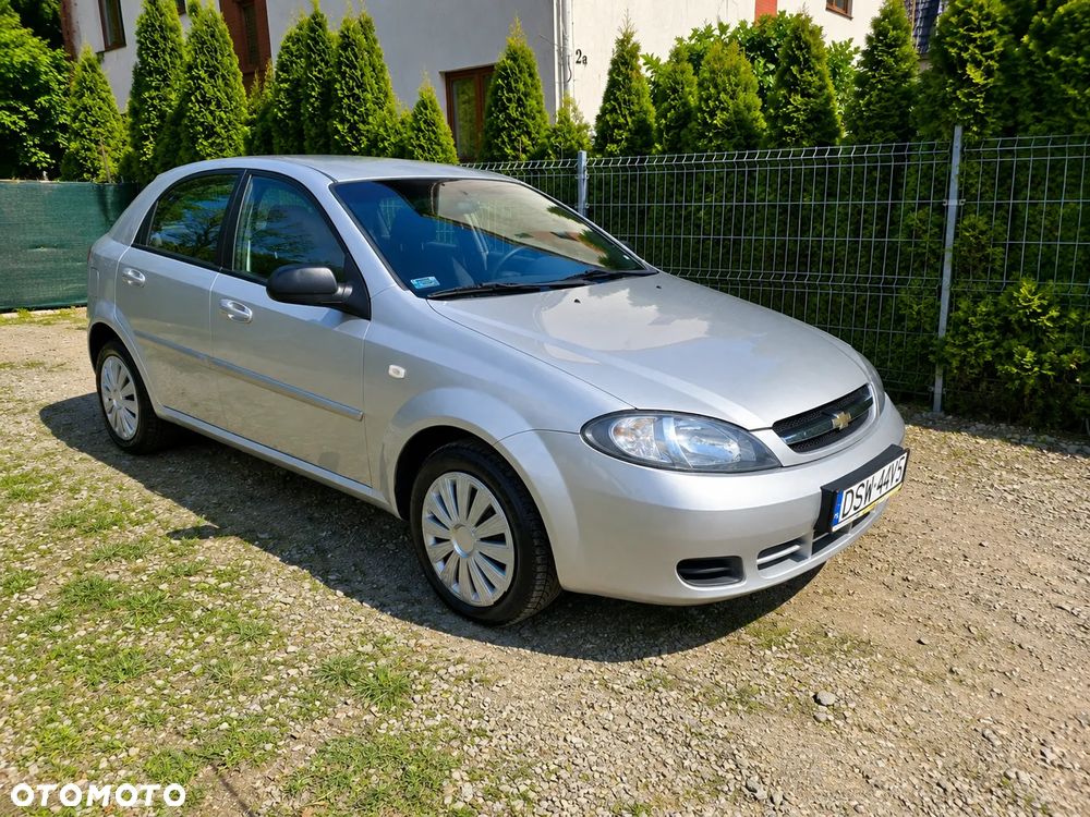 Chevrolet Lacetti - 8