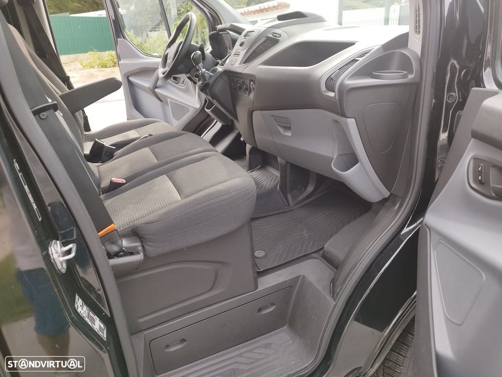 Ford Transit Custom 2.2 Tdci Longa  6 Lugares - 18