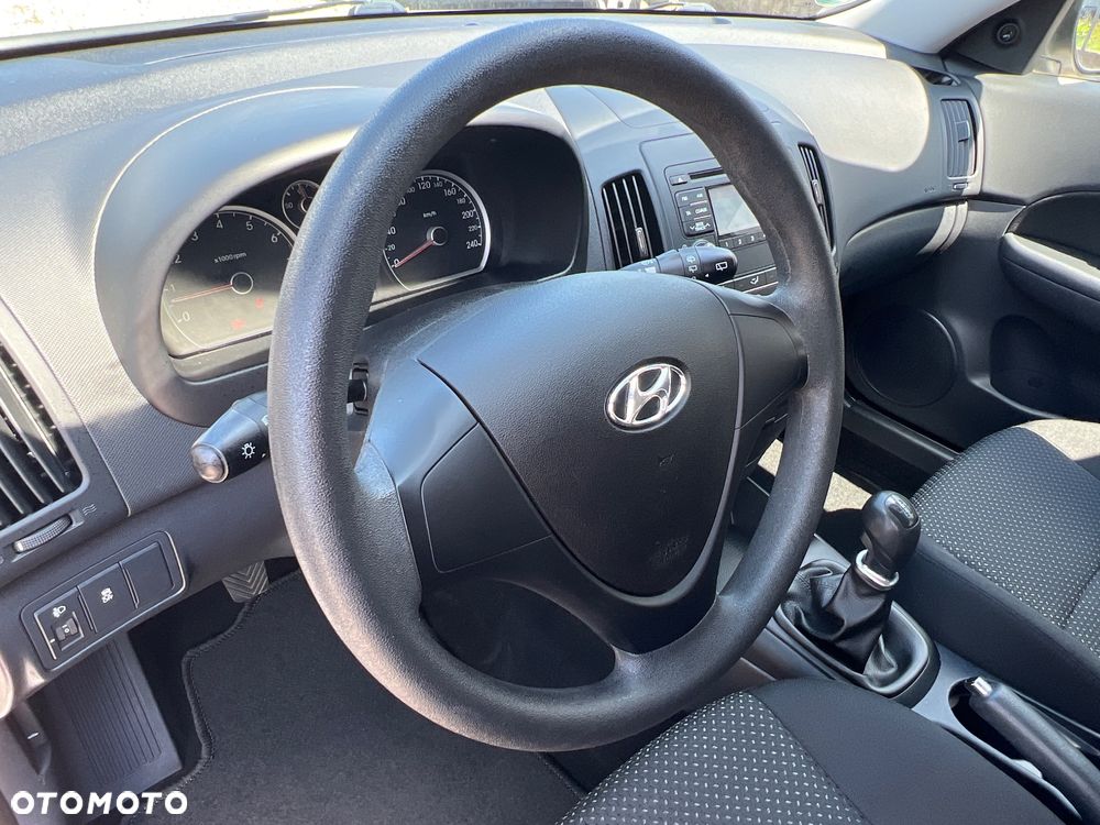 Hyundai i30 1.4 FIFA WM Edition - 14