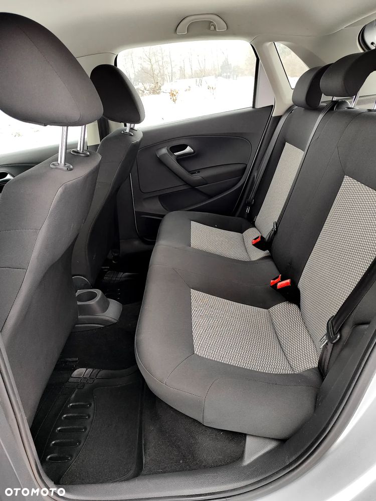 Volkswagen Polo 1.4 16V Trendline - 22