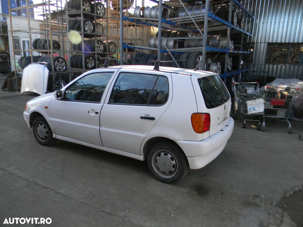 Dezmembrari  VW POLO (6N1)  1994  > 1999 60 1.4 Benzina - 3