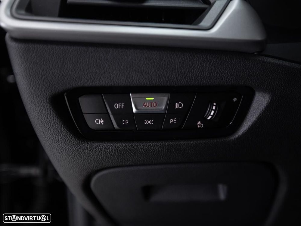 BMW 330 e Corporate Edition Auto - 18