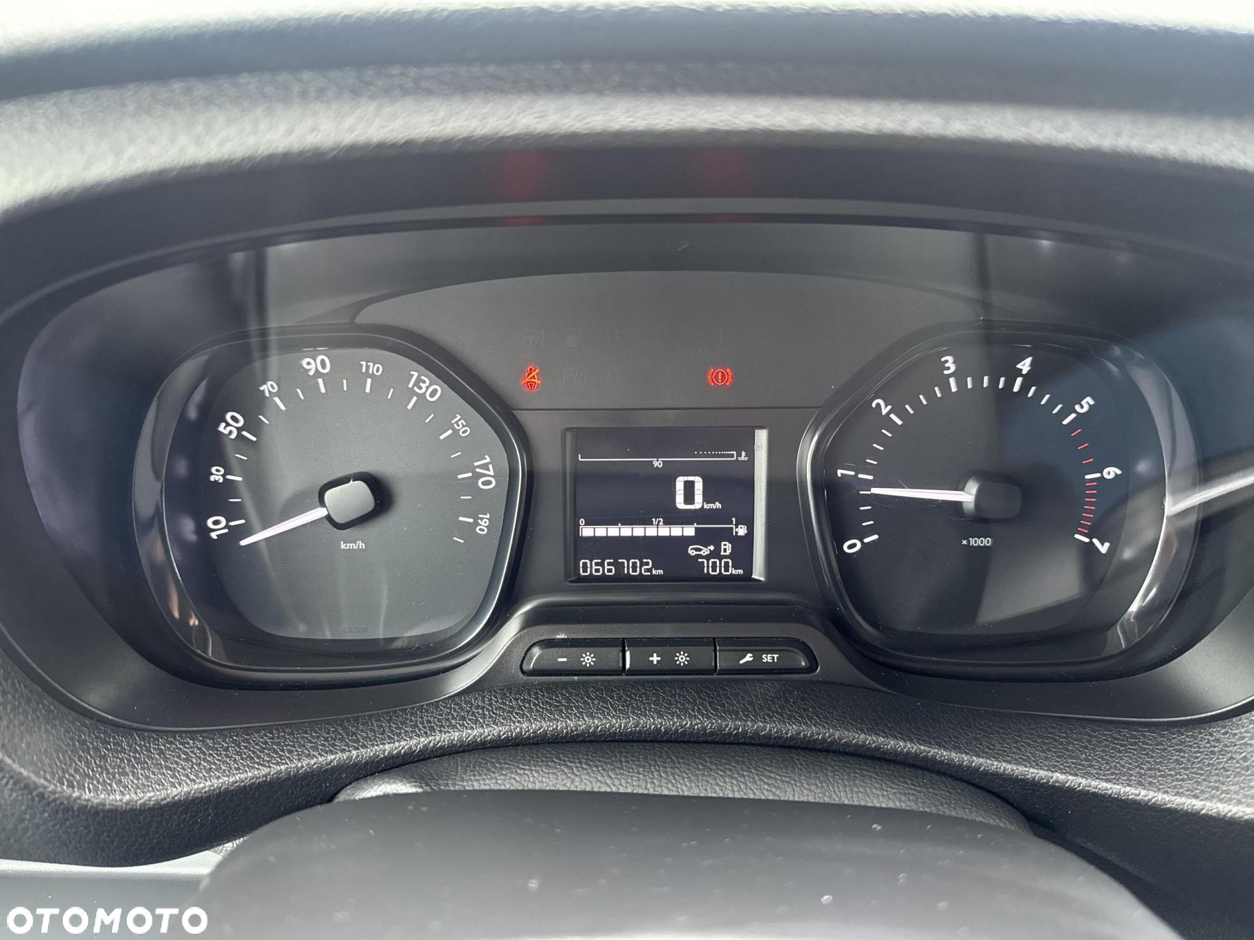 Toyota PROACE - 13