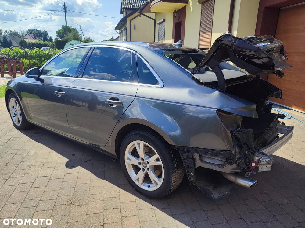 Audi A4 Limousine 2.0 TDI DPF clean diesel multitronic Attraction - 4