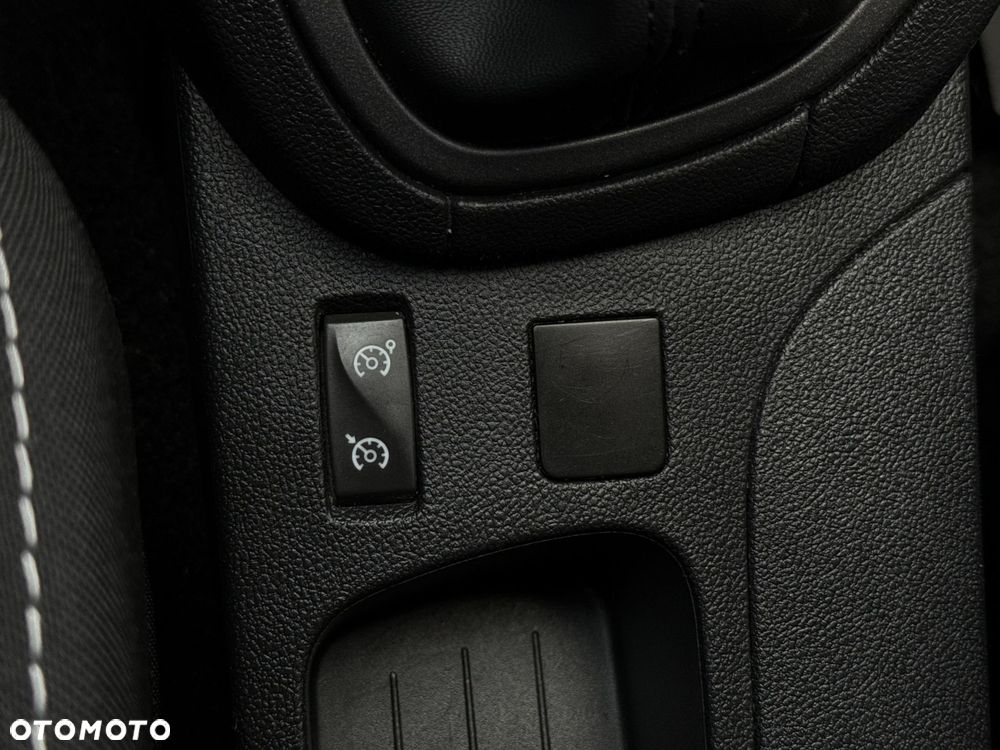 Renault Clio 0.9 Energy TCe Limited - 17