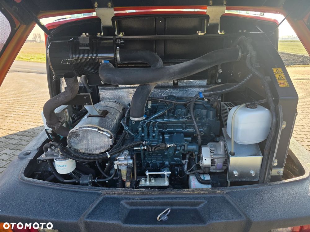 Kubota R 065 HW SPROWADZONA Z DE TYLKO 1090 MTH SUPER STAN !! - 19