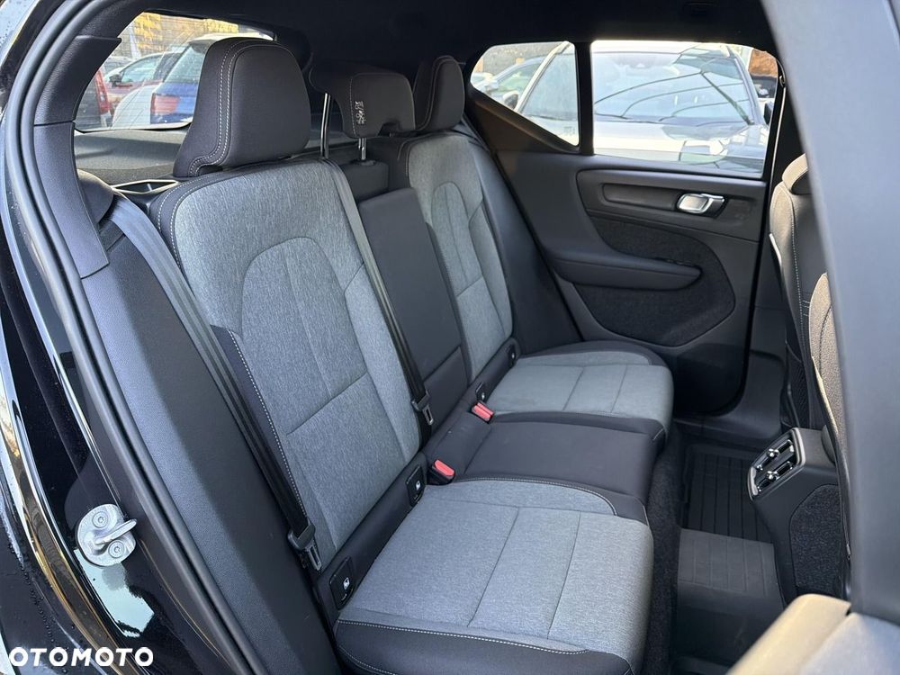 Volvo XC 40 B3 Core - 25