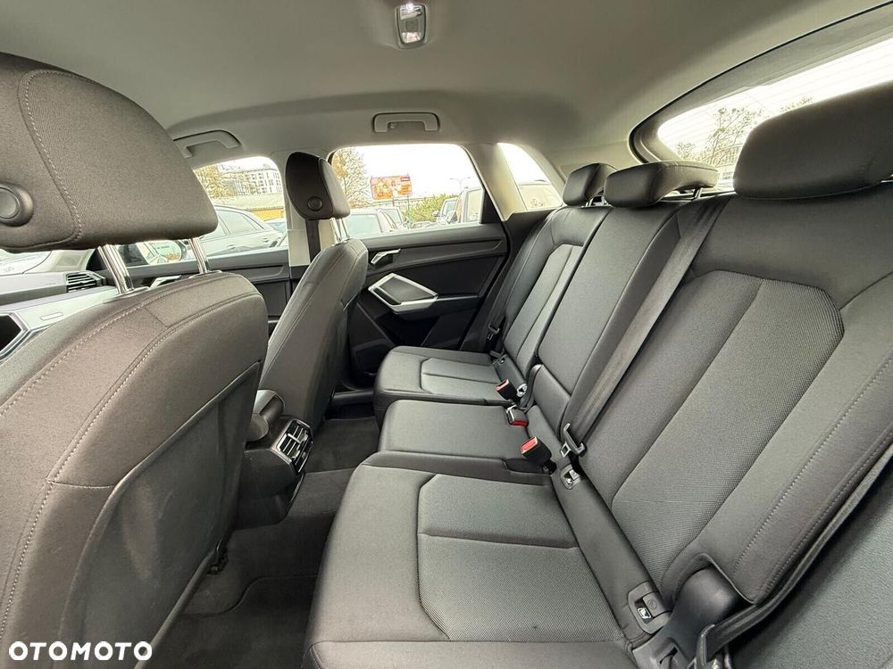 Audi Q3 - 10