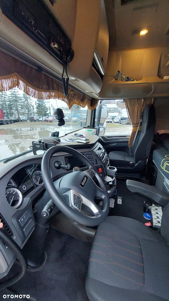 DAF XF - 6