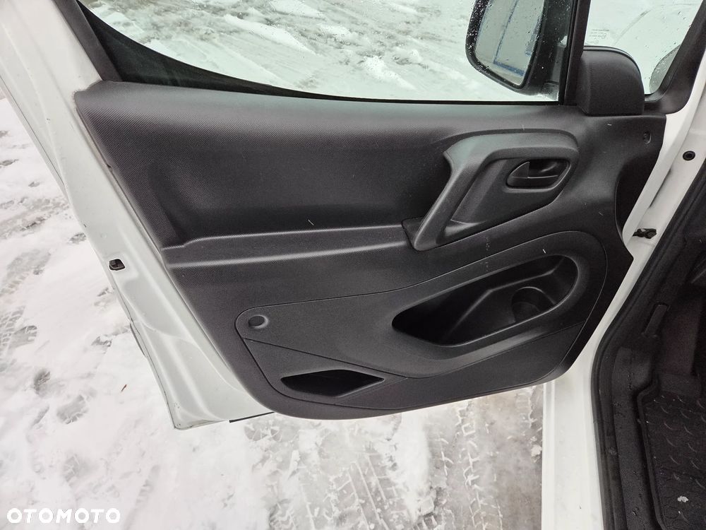 Peugeot Partner - 11