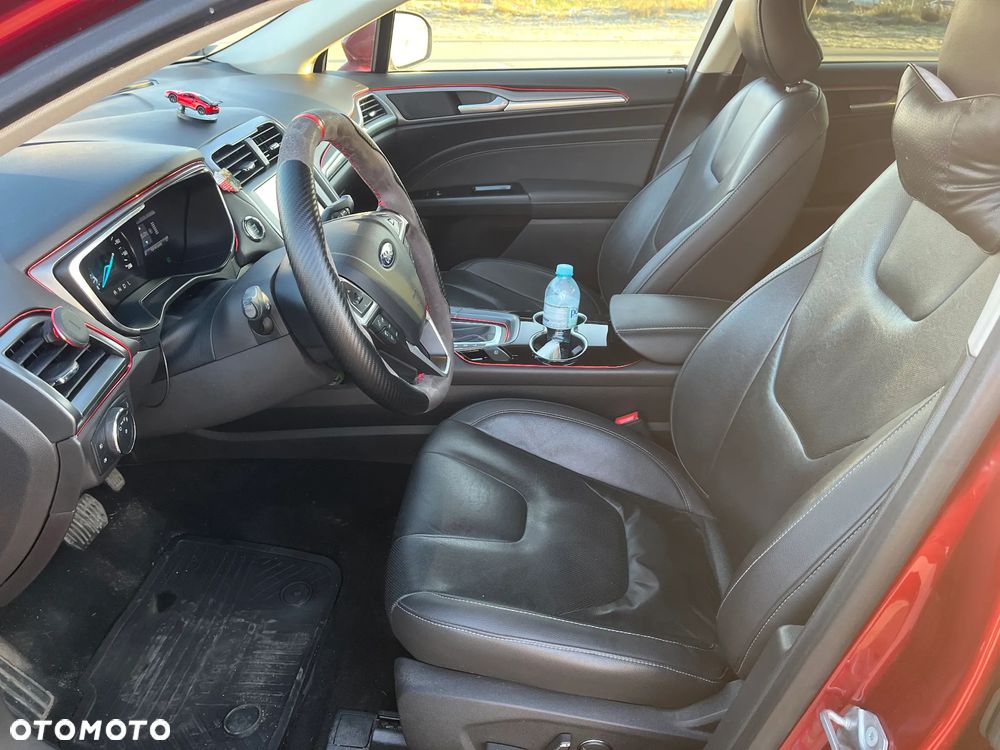 Ford Mondeo 2.0 Hybrid Titanium - 13