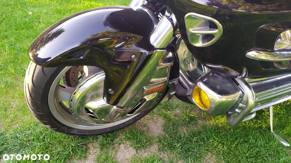 Honda GL - 12