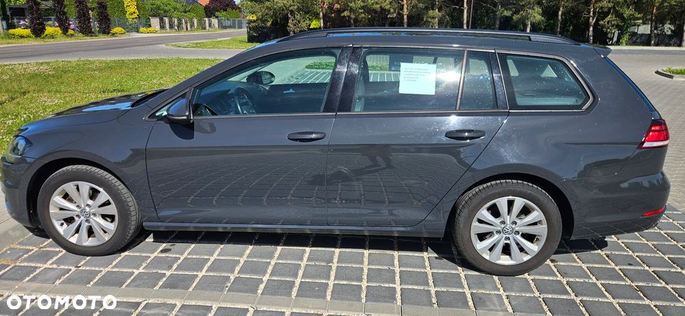 Volkswagen Golf 1.6 TDI SCR Comfortline - 9