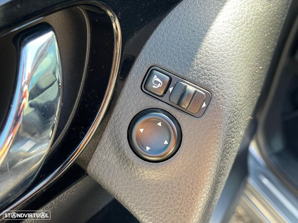 Nissan Qashqai 1.6 dCi N-Connecta 18 PS Xtronic - 21