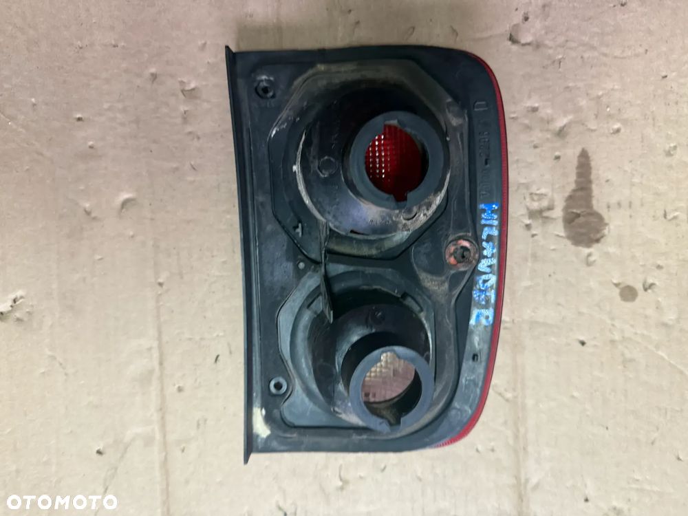 Reflektor / lampa tylna Land Rover Freelander I - prawa strona - oryginalna - 2
