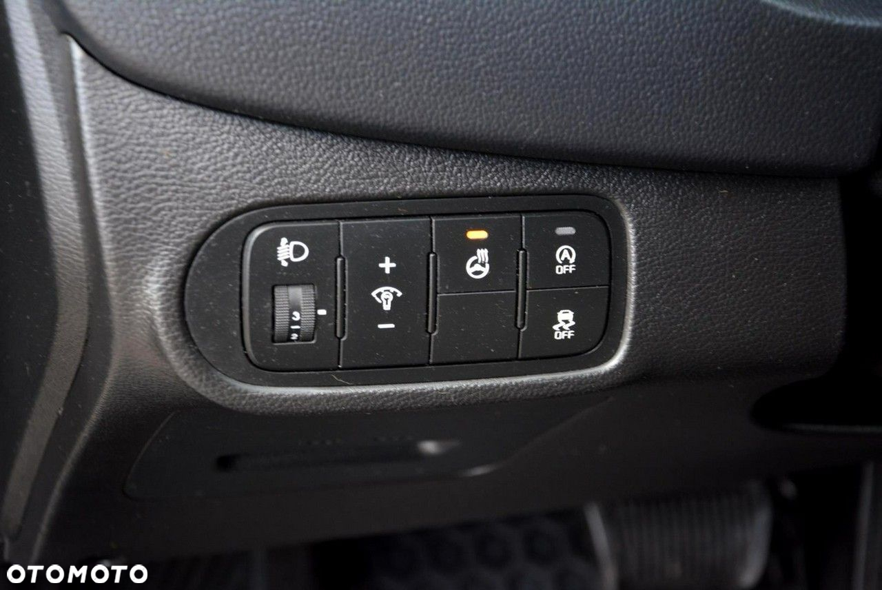 Kia Carens 1.7 CRDi 141 ISG Spirit - 25