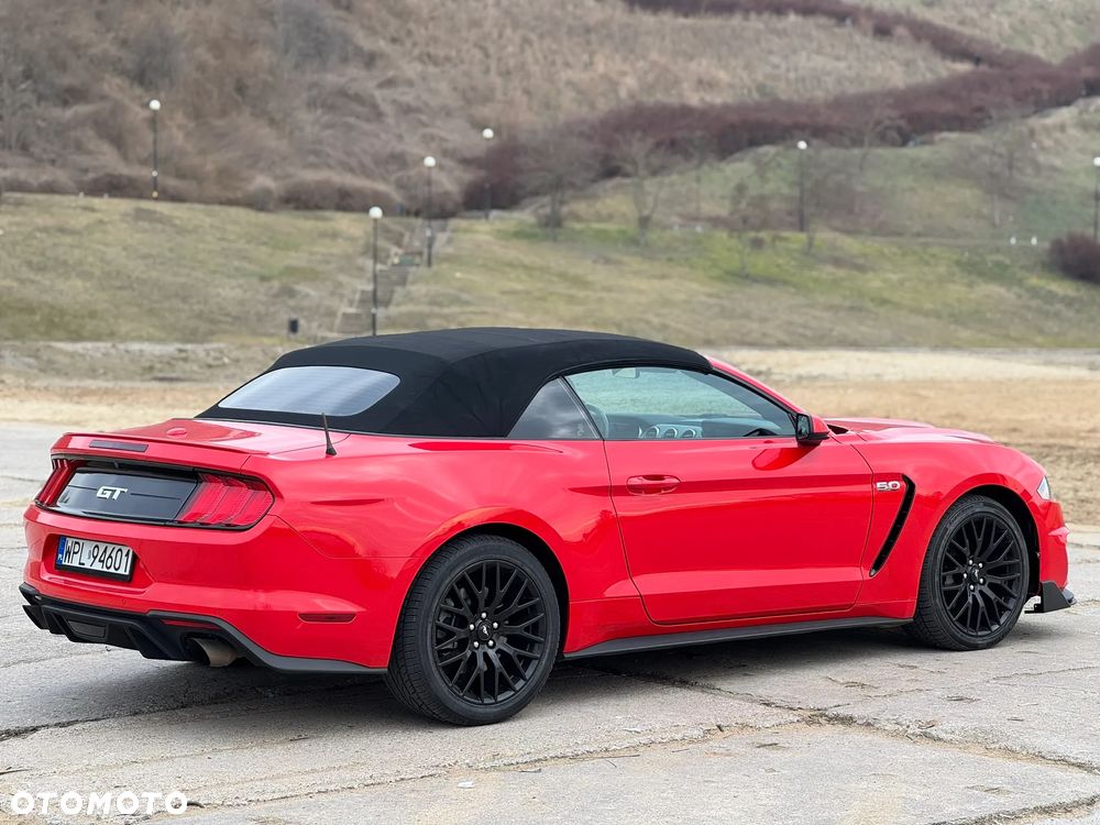 Ford Mustang 5.0 V8 GT - 4
